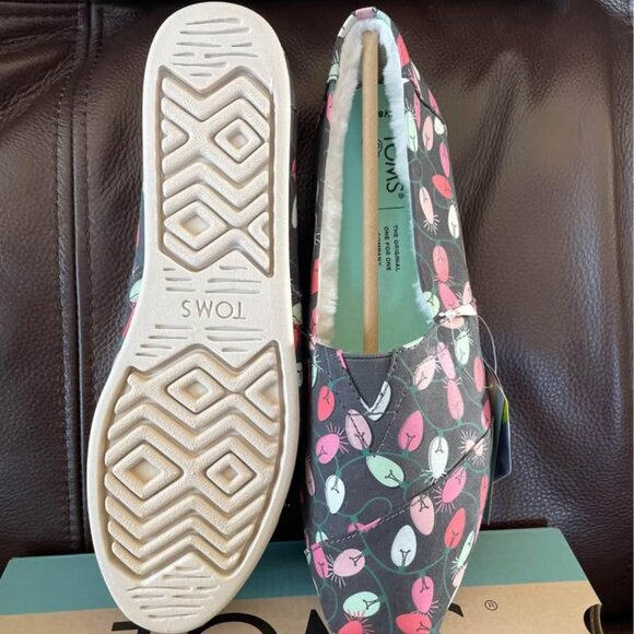 New Toms Holiday Colored Lights Fuzzy Lined Shoes Women’s Sz 8 - Picture 5 of 5